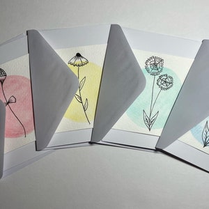 Cartes de voeux faites à la main, aquarelles et motifs floraux sur papier blanc avec enveloppe