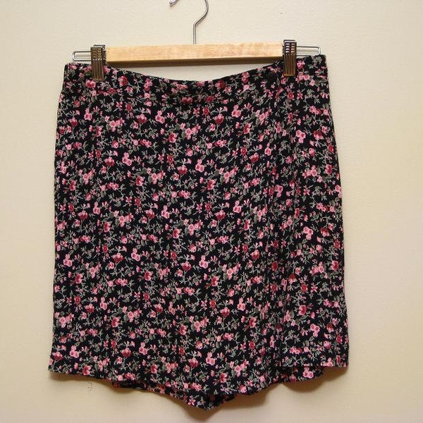 Floral Shorts - Etsy