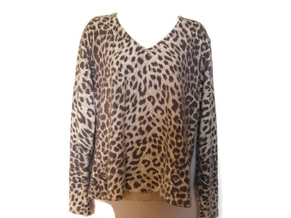90 s off White Gray Leopard Print V neck Sweater Mods Jumper