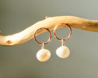 Hammered Open Circle Stud Earrings with Pearl Dangle: Rose Gold Filled
