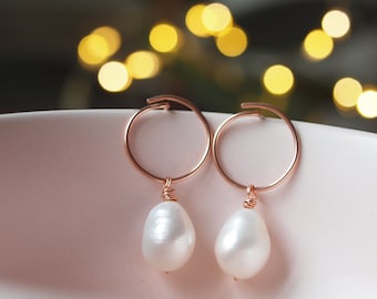 Small hoop stud with detachable white oval fresh water pearl, bridal jewelry, bridesmaid gift, gift for wedding