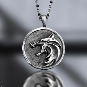 Geralt of Rivia Wolf Necklace – 925 Sterling Silver Witcher Pendant – Wild Wolf Symbol Jewelry – Gamer Gift
