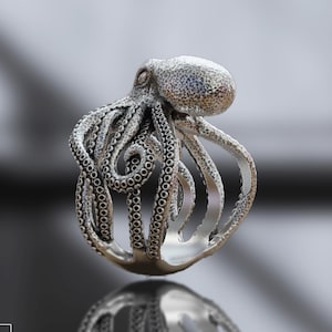 Oxidized Sterling Silver Octopus Ring: Handmade Sea Animal Jewelry