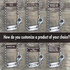 Op de afbeelding: Een verzameling zilverkleurige kettingen met gepersonaliseerde naamplaatjes. Elke ketting heeft een ketting en een sluiting. De naamplaatjes tonen teksten zoals "James Smith", data en zinnen als "I Love You". De afbeelding bevat de tekst "How do you customize a product of your choice?"