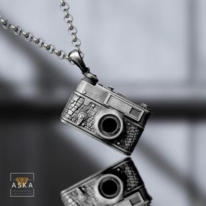 Ciondolo con macchina fotografica vintage – Collana fotografica in argento sterling 925 – Gioiello in stile retrò, regalo per fotografi e amanti della fotografia