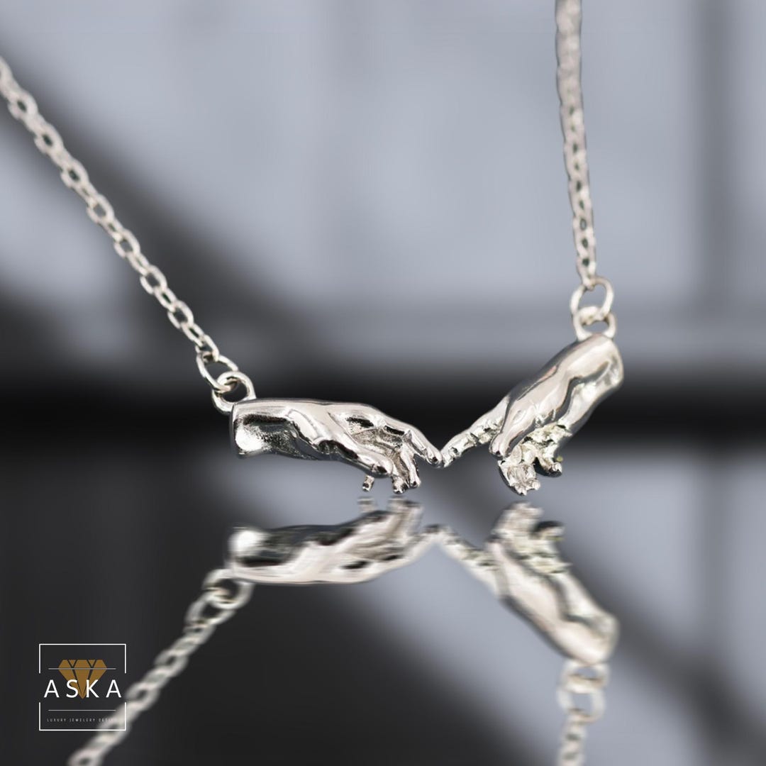 Collana La Creazione di Adamo – Ciondolo Michelangelo in
