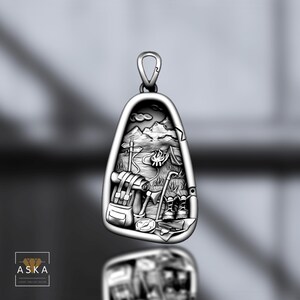Hiker Pendant Necklace – 3D Mountain Landscape Charm for Adventurers – Sterling Silver Traveller Jewelry – Nature Gift for Him or Her