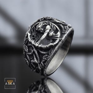 Greek Goddess Artemis Necklace – 925 Sterling Silver, Mythological Jewelry, Moon Goddess Pendant, Symbol of Strength and Protection