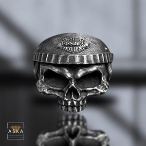 Anel de caveira de motociclista feito à mão em prata esterlina 925 - Joia punk gótica masculina - Anel de caveira de prata estilo vintage - Anel marcante para ele