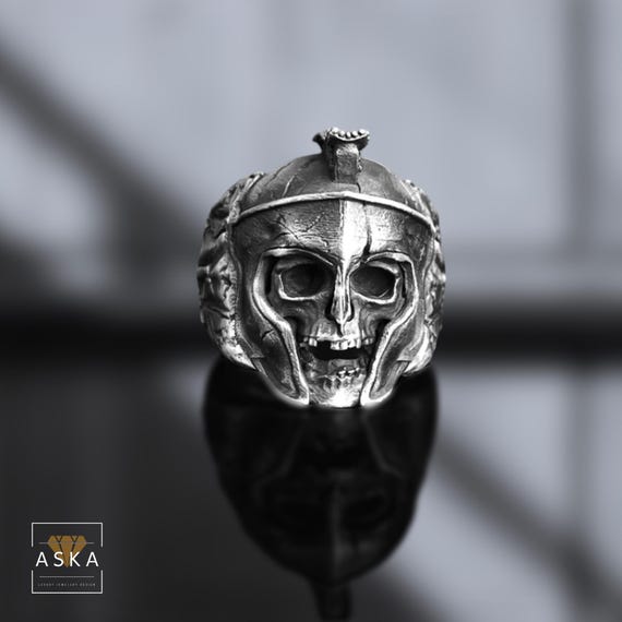 新品ハンドメイド 925 シルバー スパルタンマスク リング 新品ハンドメイド 925 シルバー スパルタンマスク リング 酸化