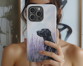Funda resistente para teléfono con diseño de labrador negro y lavanda. Funda resistente para teléfono con diseño de perro labrador. Resistente a impactos, carga inalámbrica. Funda para iPhone y Samsung.