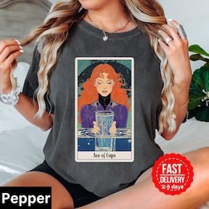 Jeansgrijs tarotkaartshirt Ace of Cups | Marvel X-Men Comfort Colors T-shirt | Superheldenshirt Phoenix Marvel | Unisex-shirt voor volwassenen | Tarotcadeau