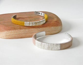 Wool bracelet. Seventh wedding anniversary gift. 7 years of marriage. Initials and date.