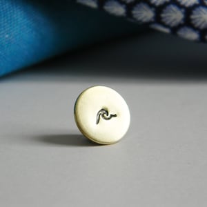Sea wave pin. Minimalist. Tie pin. Beach wedding. Brass lapel pin. Gift for sea lovers. Tiny round lapel pin. Ocean wave. 12 mm - 1/2 inch