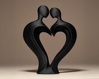 Scultura stampata in 3D raffigurante una coppia nel cuore: decorazione romantica per la casa