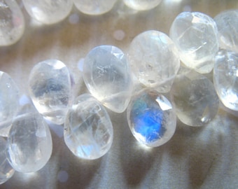 2-20 pc / 8-9 mm, MOONSTONE Briolettes Beads Rainbow Moonstone / Luxe AAA, Faceted Pear, blue flashes, brides bridal June birthstone 89