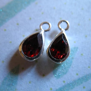 Gemstone Charm Pendant, Bezel Charm, 11x5.5 mm, Garnet Tear Drop January birthstone charms earring drop gcp3 gp ll