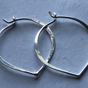 1 to 10 pairs, Lotus Hoop Earrings Ear Wires Earwires, 1&quot; inch, 25x22 mm, Large Lotus Hoop, Artisan Jewelry Finding Wholesale solo ihm ih lh