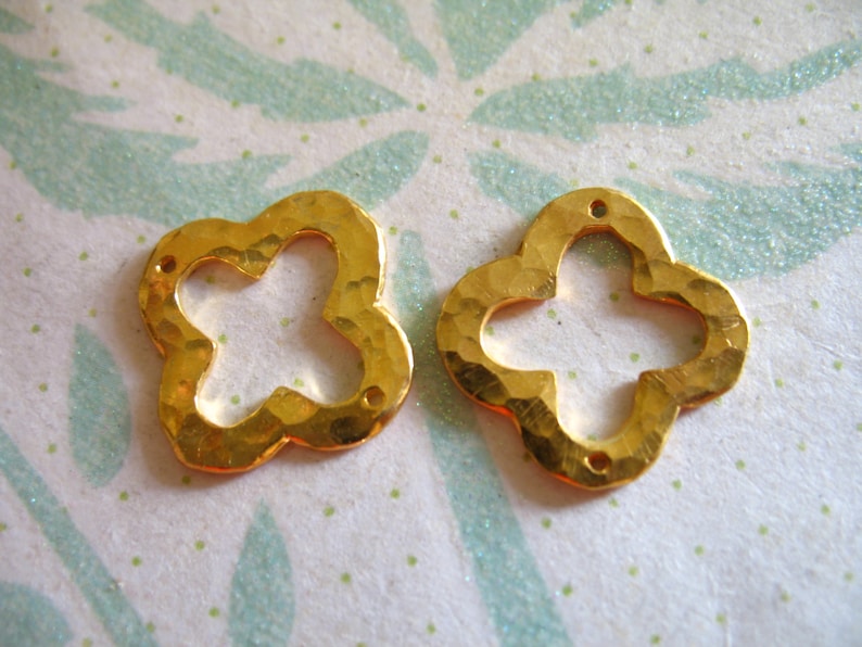 nquad16 art Sterling Silver or 24k Gold Vermeil 15 mm 2 holes Quatrefoil Charm Pendant Clover Link Connectors Hammered 5 10 20 pcs