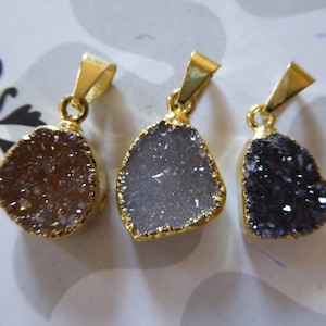 Shop Sale.. 1 pc, Drusy Pendant Druzy Charm, Natural Druzy, 10-20 mm, Fine Silver or 24k Gold Edged, ap31.2 bd solo
