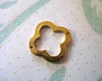 Gold Quatrefoil / 15 mm / Connectors / Pendants / Clover / Charms / Gold Vermeil or Sterling / 2 holes / 1-10 pieces / Brushed / nquad15