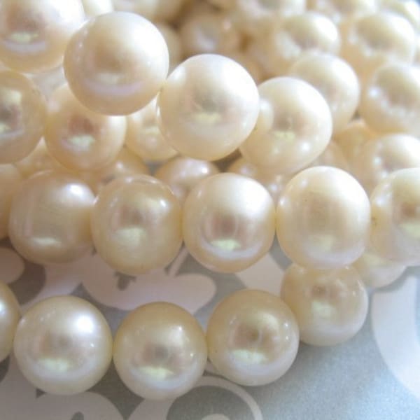 Round WHITE Pearls, Freshwater Pearls Cultured, Luxe AA, 1/2 Strand, 8.5-10 mm, brides bridal June birthstone rw ,2  810