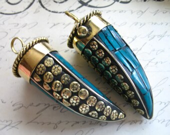 Clearance Sale...HORN Pendant, Tusk Pendant, Turquoise or Mother of Pearl, Gold Bail, 55-60x17 mm, Tribal Boho Bohemian ap ap100.10 MH21