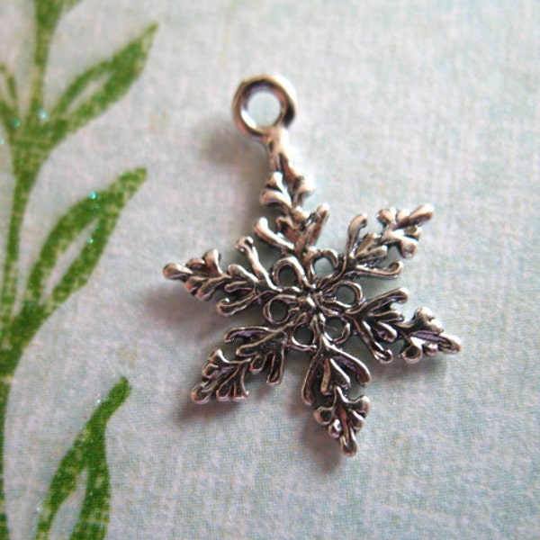 925 Sterling Silver SNOWFLAKE Pendants Charms, 19x13.5 mm, woodland winter organic nature rustic christmas