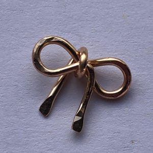 Handmade GOLD BOW Charm Pendant Ribbon Charm Pendant, 14k Gold Filled, PETITE, 12x11.5 mm, artisan bridal art only ygf solo