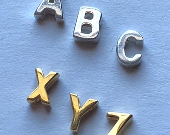 Sterling Silber Initial Anhänger, Blockschrift (7 mm)