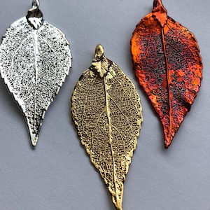 LAUREL LEAF Charm Pendant / Genuine Real Leaf, 1-2&quot; in / 24k Gold or Sterling Silver Plated Laurel Leaf, gdc woodland nature bridal solo tpl
