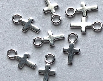 Sterling Silber Kreuz Charm Anhänger: kleiner Anhänger für Schmuck (8.5x4.5 mm)