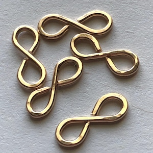 14k ゴールドフィル インフィニティ チャーム、ペンダント リンク コネクタ、プチ、11.5 x 5 mm、スモール ラブ エタニティ n37 yg