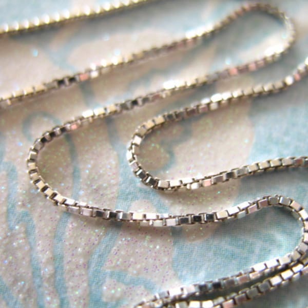1-100 ft, Sterling Silver Chain, 0.8 mm BOX Chain, Jewelry Necklace Chain Wholesale / petite dainty unfinished SS..S868..hp