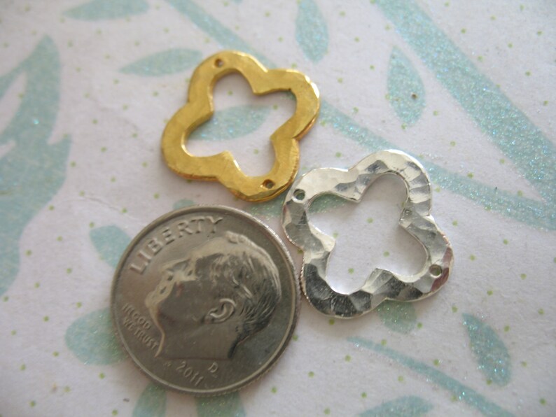 nquad16 art Sterling Silver or 24k Gold Vermeil 15 mm 2 holes Quatrefoil Charm Pendant Clover Link Connectors Hammered 5 10 20 pcs
