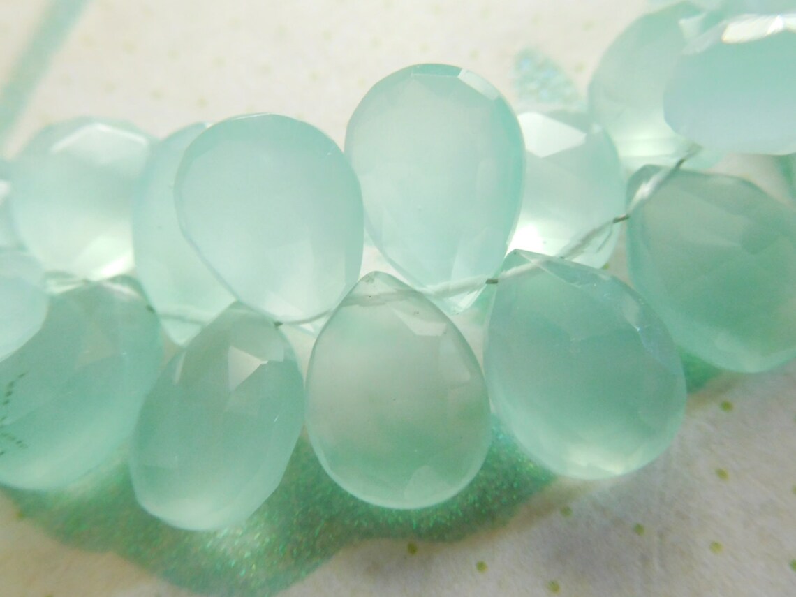 220 Pc / Seafoam Green QUARTZ Pear Briolette Bead / 11.513 Etsy
