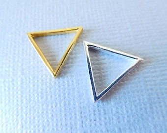 TRIANGLE Charm Pendant, 15 mm, MEDIUM size, 24k Gold Vermeil or Sterling Silver / 5 - 20 pieces, triangle outline, art, solo to.15 to tb