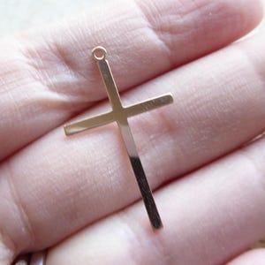 CROSS Charms Cross Pendant Religious Pendant / Large Skinny Crucifix 14k Gold Fill Cross, Yellow or Rose Gold, 30x17.5 mm / c30 p