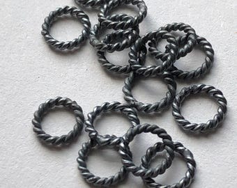 Verdrehte Ösen, 6 mm, 18 Gauge, oxidiertes Sterling Silber