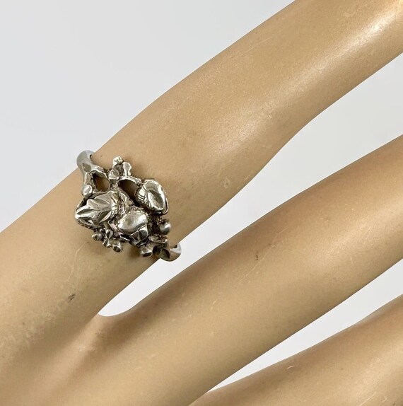 Unique Ring, Leaf, Berries, Sterling Silver, 1920… - image 1