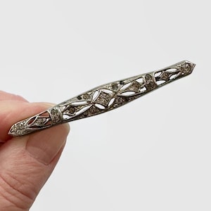 Vintage Art Deco Rhinestone Brooch: Silver Filigree Bar Pin
