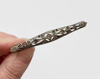 Vintage Art Deco Rhinestone Brooch: Silver Filigree Bar Pin
