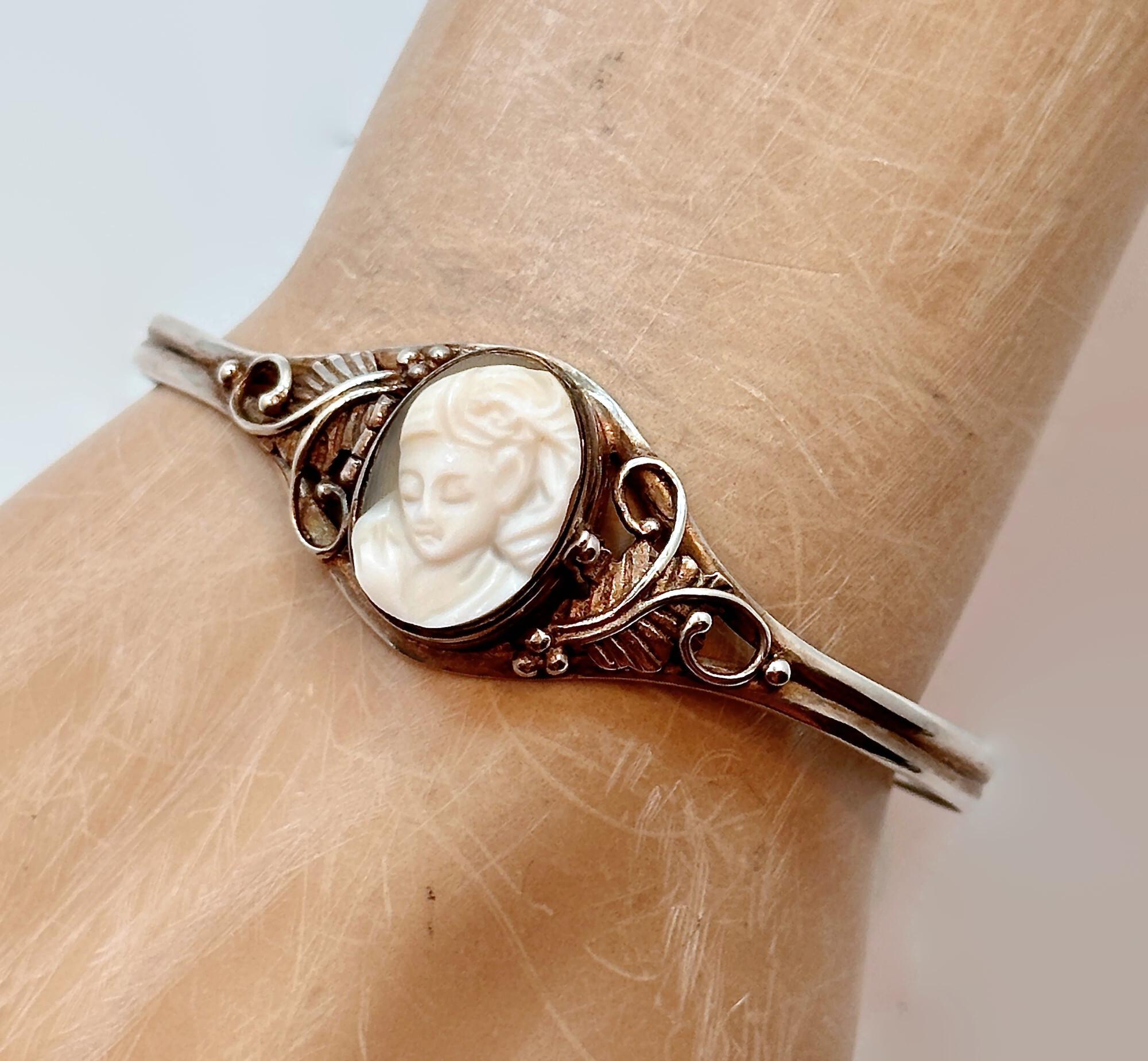 Vintage Sterling Silver Cameo Locket Bracelet - Hand Carved Shell