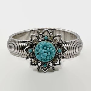 Vintage Coro Bracelet With Linked, Feathery Segments and