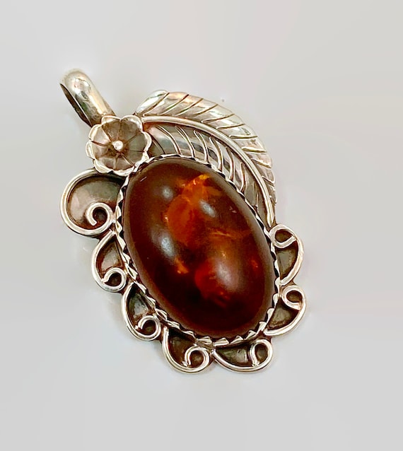 Huge Lapis Leaf Vintage Native American Navajo Sterling Silver Necklace Huge Lapis Leaf Vintage Native American Navajo Sterling Silver Necklace