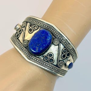 Lapis Cuff, Kuchi Jewelry, Afghan, Silver Bracelet, Vintage Cuff, Turkmen, Middle Eastern, Blue Stone