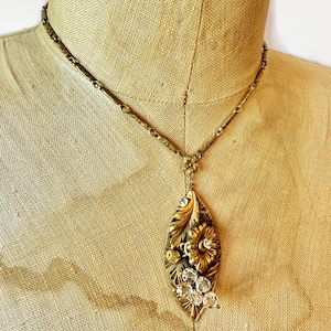 Art Deco Necklace, Brass, Dimensional, Flower, Detailed, Art Nouveau, Vintage, 20s, 30s