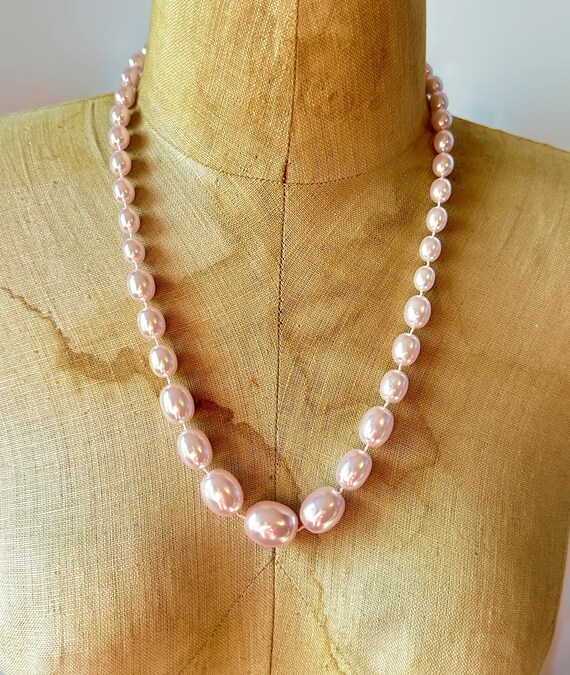 Moonglow necklace hot sale
