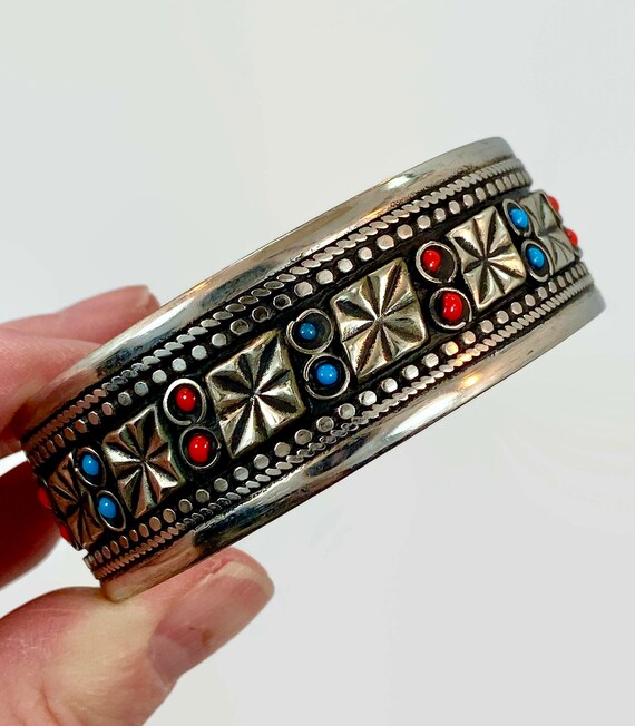 アフガニスタンメタルバングルカフ腕輪