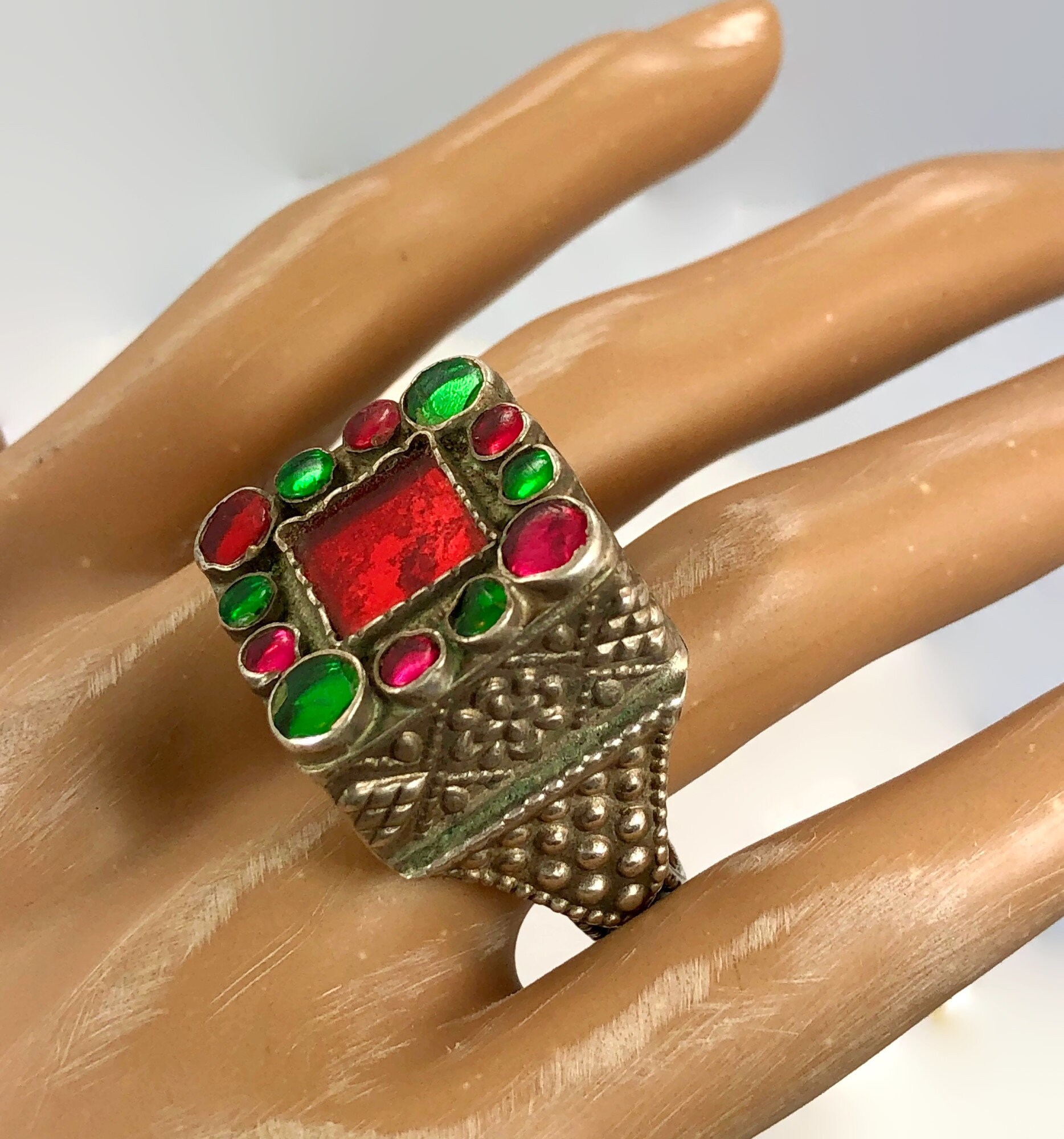 Old Silver Ring, Pakistan, Vintage Ring, Size 7, Red Glass Old Silver Ring, Pakistan, Vintage Ring, Size 7, Red Glass